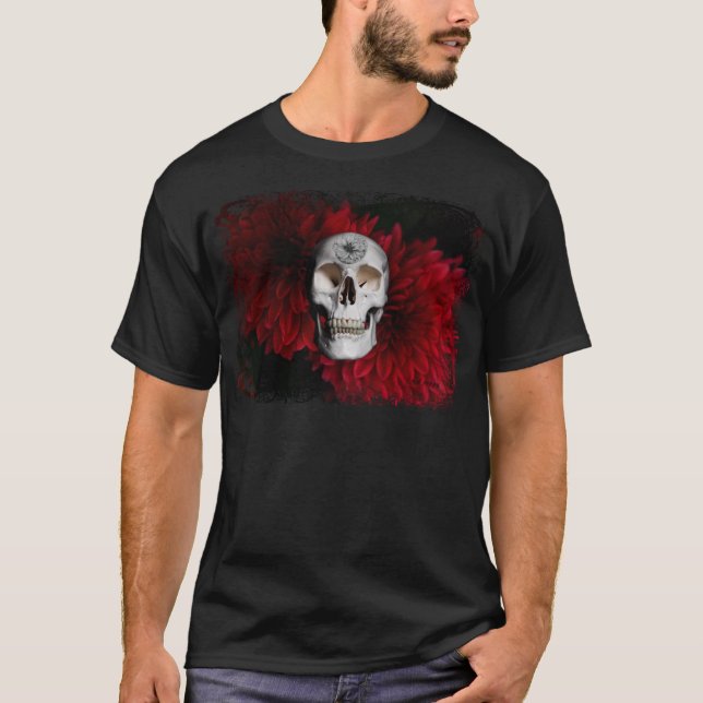 Camiseta Skull & Red Dahlia con dibujos originales de Dahli (Anverso)