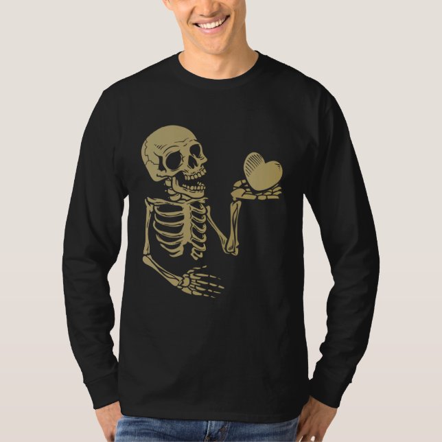 Camiseta Skull Skeleton Hand Holding Red Heart Love (Anverso)