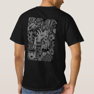 Camiseta Sleeping Beauty – Monochrome Floral Hand-Drawn Art
