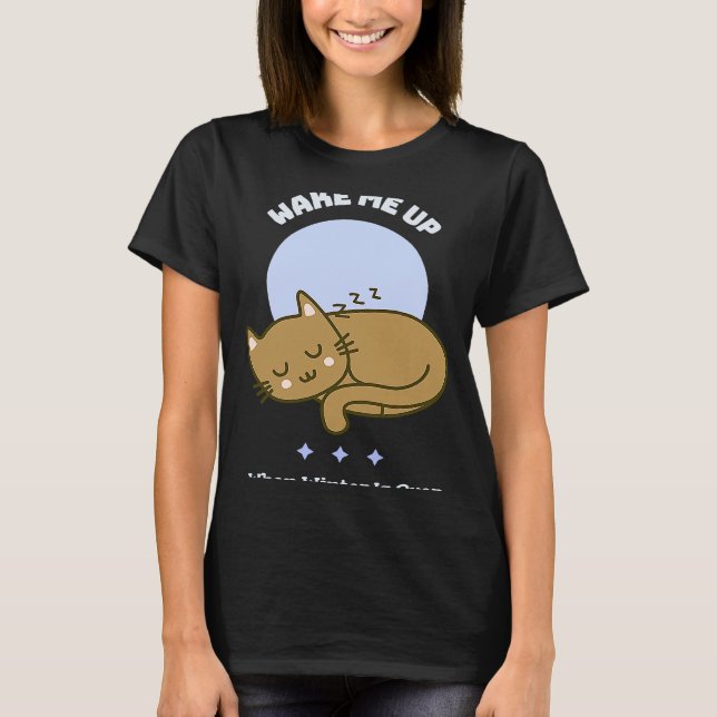 Camiseta Sleeping Kitty Me Despiertan Cuando El Invierno Se (Anverso)