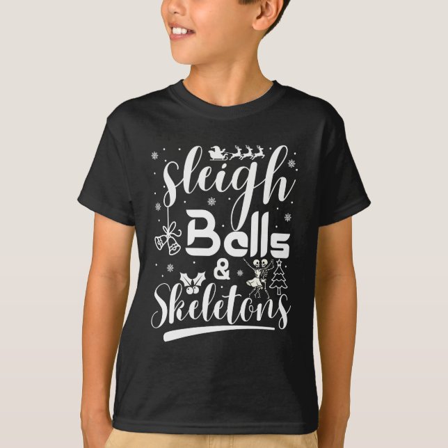 Camiseta Sleigh bells & skeletons dancing funny christmas (Anverso)