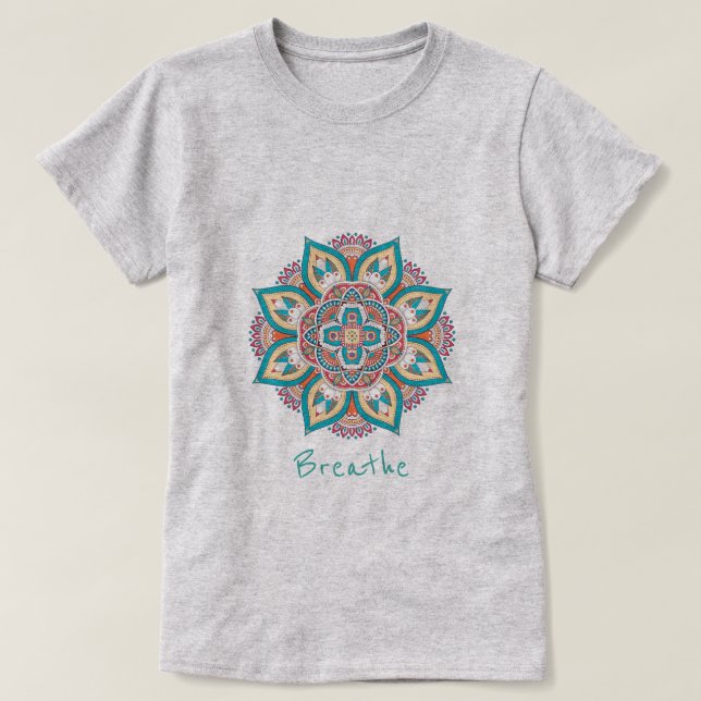 Camiseta Slogan respiratorio con diseño de mandala (Diseño del anverso)