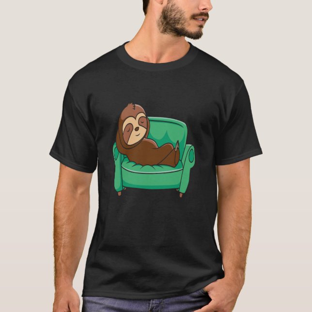 CAMISETA SLOTH SLOTH SLEEPING ON COUCH RELAX NAP REST (Anverso)
