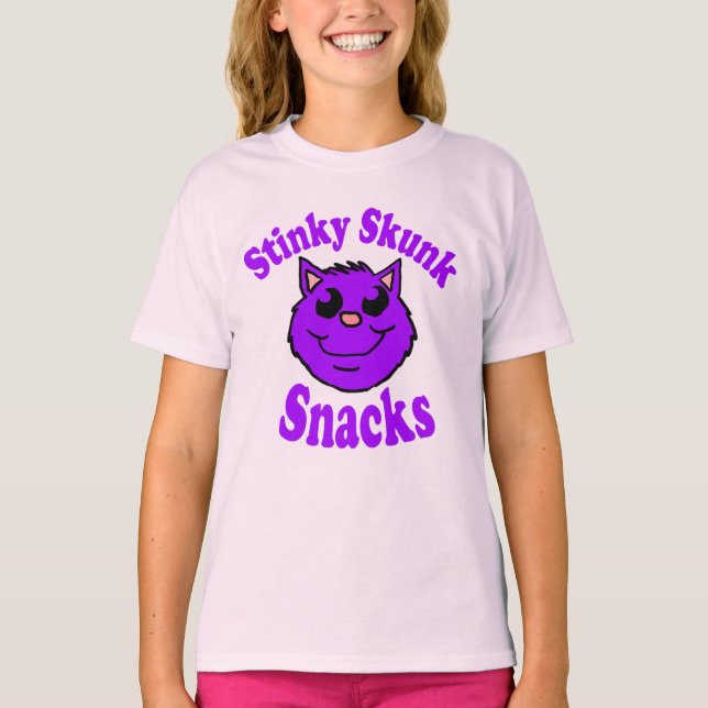 Camiseta Snacks de Mofeta Apestosa (Anverso)