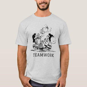 Camiseta Snoopy de levantamiento de bandas de cacahuetes