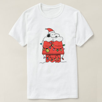 Camiseta snoopy durmiendo en invierno