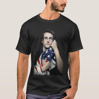 Camiseta Snowden
