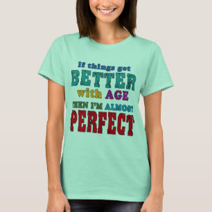 Camiseta Sobre el humor del cumpleaños de la colina