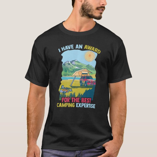 Camiseta Sobreaterrizando Tengo Un Premio Por El Mejor Camp (Anverso)
