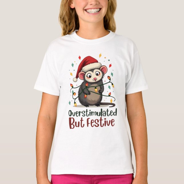 Camiseta Sobreestimulado Pero Festivo – Navidad Divertida (Anverso)