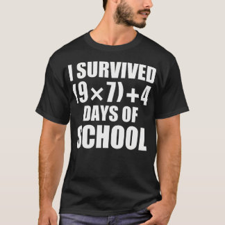 Camiseta Sobreviví 67 Días De Ecuaciones Matemáticas En La