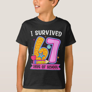 Camiseta Sobreviví 67 Días De Escuela Chistoso Meme Maestro