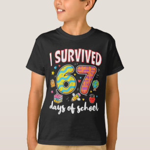 Camiseta Sobreviví 67 Días De Escuela Chistoso Meme Maestro