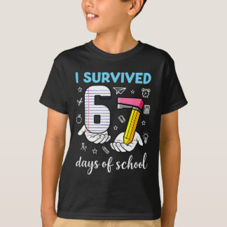 Camiseta Sobreviví 67 Días De Escuela Chistoso Meme Profeso