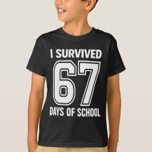 Camiseta Sobreviví 67 Días De Escuela Divertido 67 Maestros
