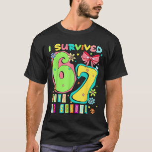 Camiseta Sobreviví 67 Días De Escuela Lazos De Coqueta Maes