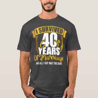Camiseta Sobreviví a 40 años de matrimonio por 40° boda a