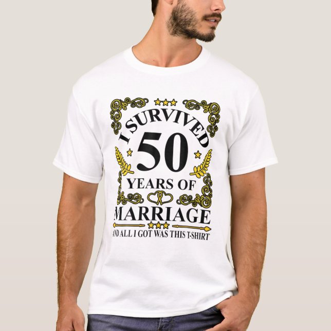 Camiseta Sobreviví A 50 Años De Matrimonio. 50.º Golpe De B (Anverso)