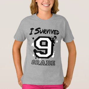 Camiseta Sobreviví a Chicas de noveno grado