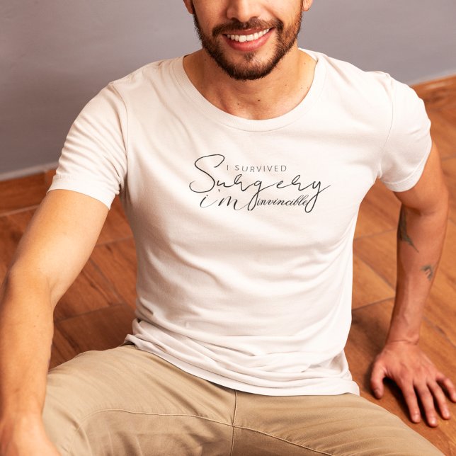 Camiseta Sobreviví a la cirugía - soy invencible (Subido por el creador)