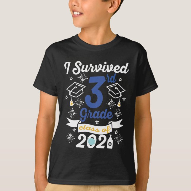 Camiseta Sobreviví A La Tercera Clase De 2021 Tercer Grado (Anverso)