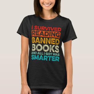 Camiseta Sobreviví a leer libro de libros prohibidos Bookah