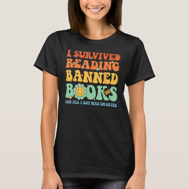 Camiseta Sobreviví a leer libros prohibidos Bookaholic (Anverso)