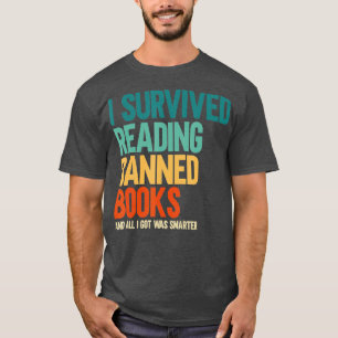 Camiseta Sobreviví a leer libros prohibidos en Bookaho