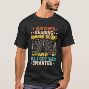 Camiseta Sobreviví a leer libros prohibidos leyendo literat