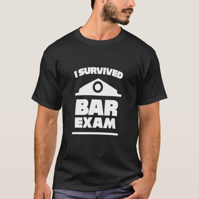 Camiseta Sobreviví Al Examen De Bar - (Anverso)