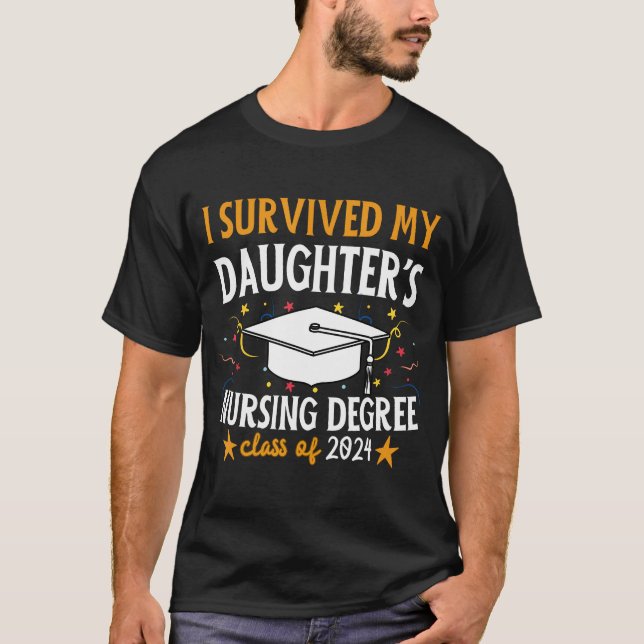 Camiseta Sobreviví Al Gradu 2024 De Enfermería De Mi Hija (Anverso)