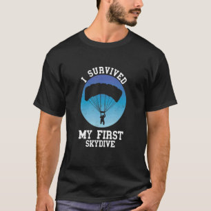 Camiseta Sobreviví al primer paracaidismo en paracaídas
