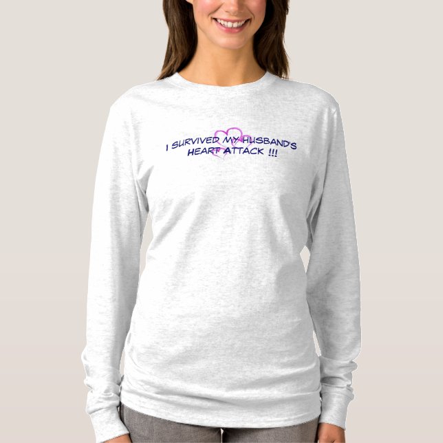 Camiseta Sobreviví el ataque del corazón a mi marido (Anverso)