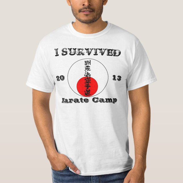Camiseta Sobreviví el campo del karate (Anverso)