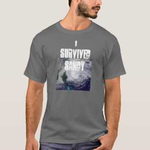 Camiseta Sobreviví el T de los hombres de Sandy