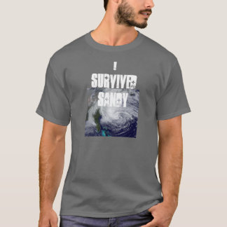 Camiseta Sobreviví el T de los hombres de Sandy