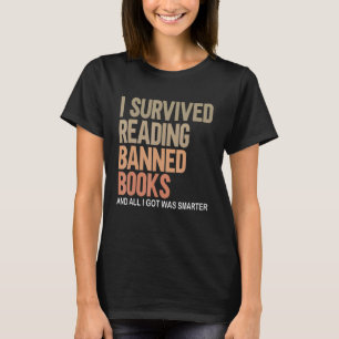 Camiseta Sobreviví leyendo libros prohibidos Libro  Adicto 