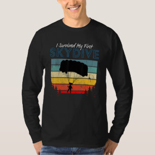 Camiseta Sobreviví mi primer salto en paracaídas Paracaidi