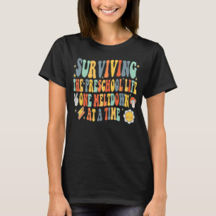 Camiseta Sobreviviendo a la vida preescolar, una fusión en 