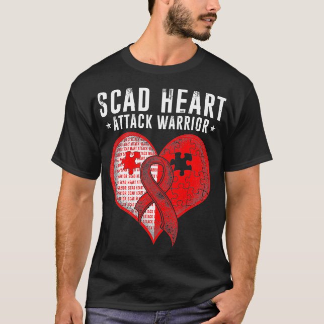 Camiseta Sobreviviente de ataque cardíaco SCAD Luchando con (Anverso)
