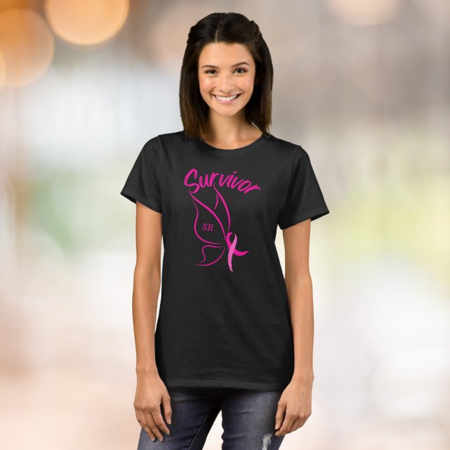 Camiseta Sobreviviente de cáncer de mama Monograma Mariposa (Subido por el creador)