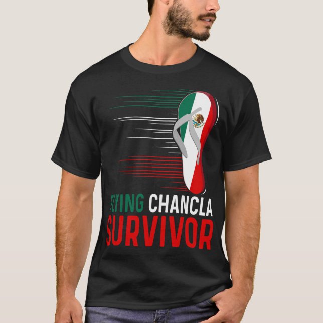 Camiseta Sobreviviente de Chancla Bandera Mexicana Meme Fun (Anverso)