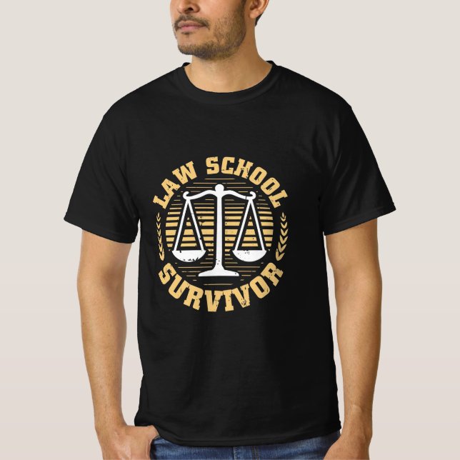 Camiseta Sobreviviente de Facultad de Derecho (Anverso)