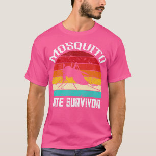 Camiseta Sobreviviente de picadura de mosquito retro