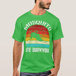 Camiseta Sobreviviente de picadura de mosquito retro