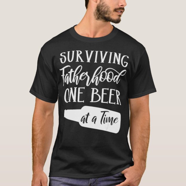 Camiseta Sobrevivir A La Familia Una Cerveza A La Vez Graci (Anverso)