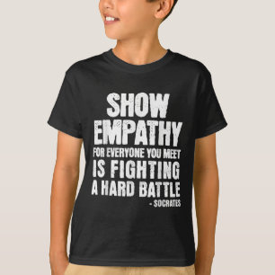 Camiseta Sócrates Kindness Cita Stoicismo de filosofía esto