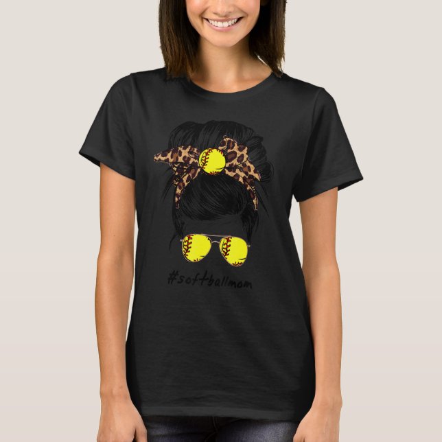 Camiseta Softball Mamá Vida Con Leopard Y Messy Bun Playe (Anverso)