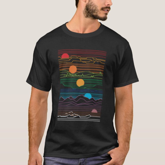 Camiseta Sol Y Luna Con Árboles Y Montañas (Anverso)