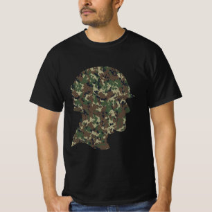 Camiseta Soldado con Camuflaje Boscoso y Casco